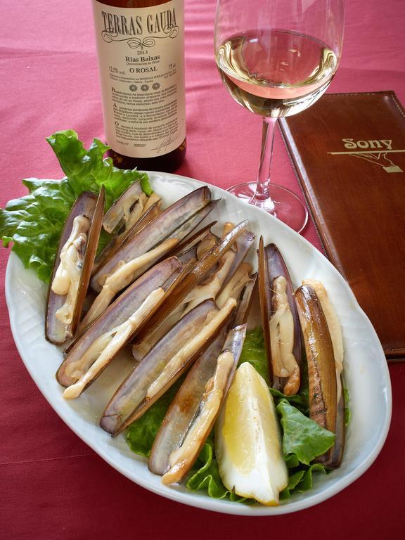 Pension Restaurante Sony Melide Dış mekan fotoğraf
